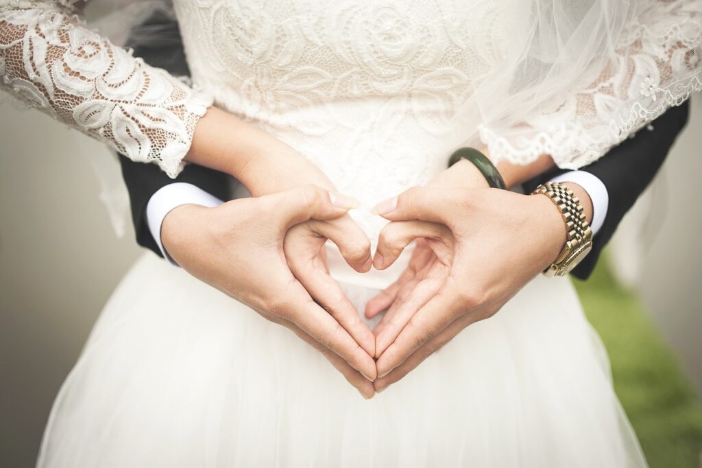 heart, wedding, marriage-529607.jpg